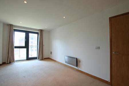 2 bedroom Flat to let in Salts Mill Road, Shipley, Bradford, BD17