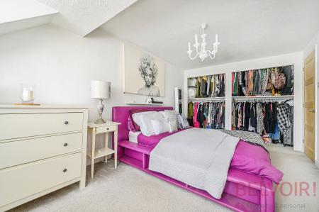 3 bedroom Detached house for sale in Laceby Close, West Yorkshire, Bradford, BD10