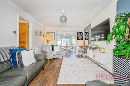 3 bedroom Detached house for sale in Laceby Close, West Yorkshire, Bradford, BD10