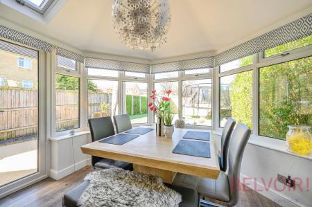 3 bedroom Detached house for sale in Laceby Close, West Yorkshire, Bradford, BD10