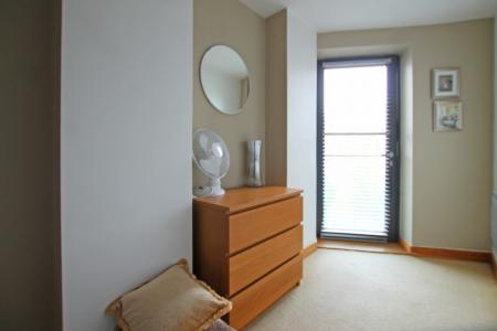 2 bedroom Flat to let in Salts Mill Road, Shipley, Bradford, BD17