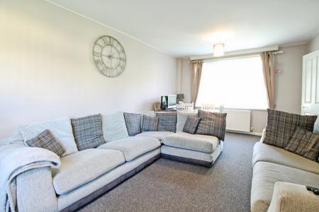 3 bedroom Semi-detached house to let in Raynel Drive, Cookridge, Leeds, LS16