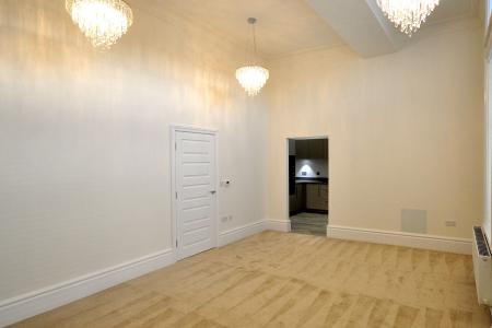 2 bedroom Flat to let in Arkendale Court, Norwood Drive, Menston, Ilkley, LS29