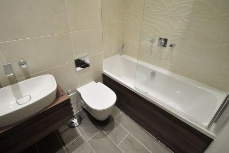 2 bedroom Flat to let in Arkendale Court, Norwood Drive, Menston, Ilkley, LS29