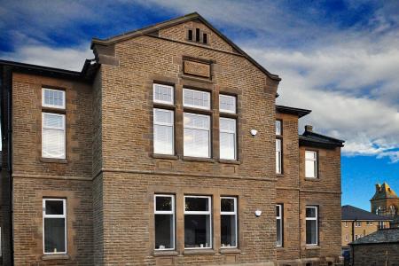 2 bedroom Flat to let in Arkendale Court, Norwood Drive, Menston, Ilkley, LS29