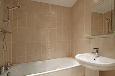 2 bedroom Flat to let in Salts Mill Road, West Yorkshire, Shipley, BD17
