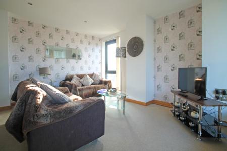 2 bedroom Flat to let in Salts Mill Road, West Yorkshire, Shipley, BD17