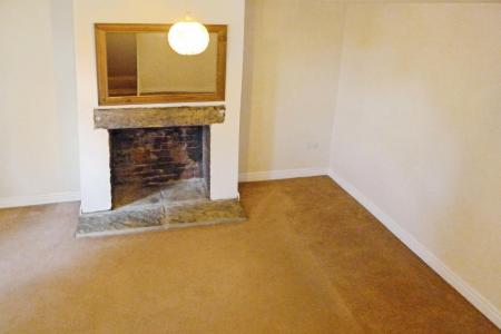 1 bedroom Terraced House for sale in East Parade, Baildon, Bradford, BD17