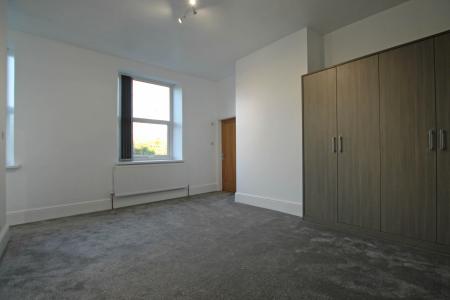 1 bedroom Flat to let in Otley Road, Guiseley, Leeds, LS20