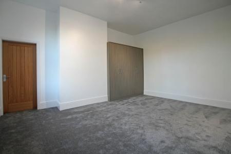 1 bedroom Flat to let in Otley Road, Guiseley, Leeds, LS20