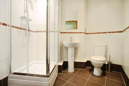 1 bedroom Flat to let in Salts Mill Road, Shipley, Bradford, BD17