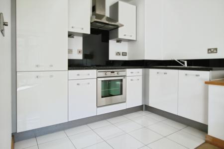 1 bedroom Flat to let in Salts Mill Road, Shipley, Bradford, BD17