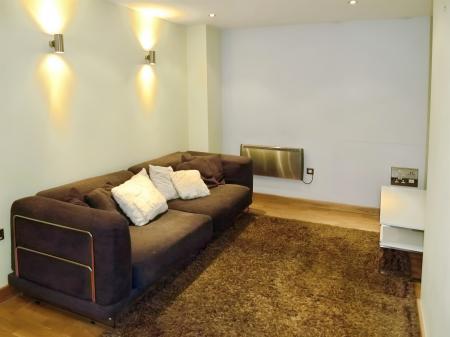 2 bedroom Flat to let in Victoria Mills, Shipley, Bradford, BD17