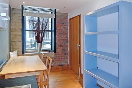 2 bedroom Flat to let in Victoria Mills, Shipley, Bradford, BD17
