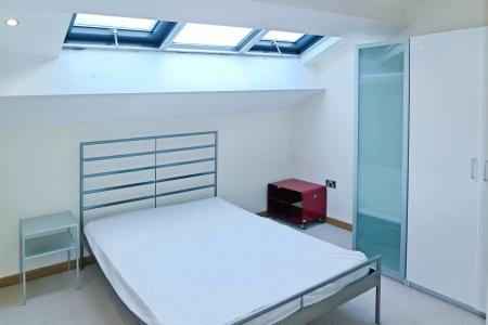 2 bedroom Flat to let in Victoria Mills, Shipley, Bradford, BD17