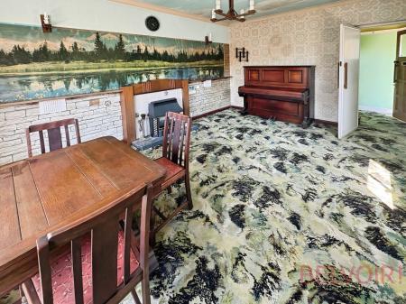 3 bedroom End of terrace house for sale in Victor Drive, West Yorkshire, Guiseley, LS20