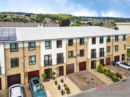4 bedroom Town house for sale in Amber Wharf, Shipley, Bradford, BD17