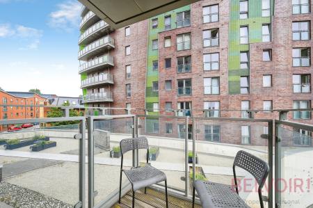 2 bedroom Flat to let in Echo Central, 1, Cross Green, Leeds, LS9