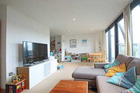 2 bedroom Flat to let in Victoria Mills, Salts Mill Road, Shipley, Bradford, BD17