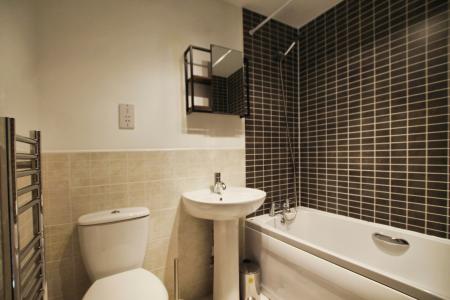2 bedroom Apartment for sale in High Royds Drive, West Yorkshire, Menston, LS29