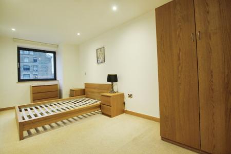 2 bedroom Flat to let in Victoria Mills, Shipley, Bradford, BD17