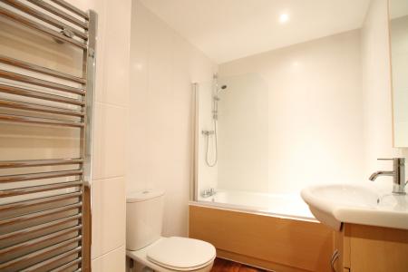 2 bedroom Flat to let in Victoria Mills, Salts Mill Road, Shipley, Bradford, BD17
