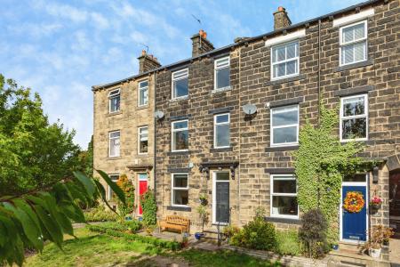 5 bedroom Terraced House for sale in Springfield Place, Guiseley, Leeds, LS20