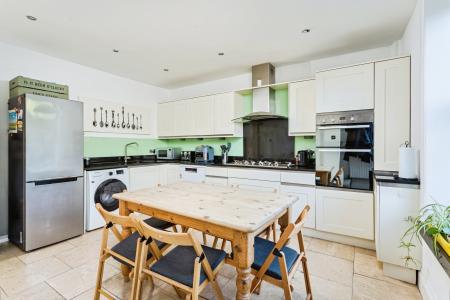 5 bedroom Terraced House for sale in Springfield Place, Guiseley, Leeds, LS20