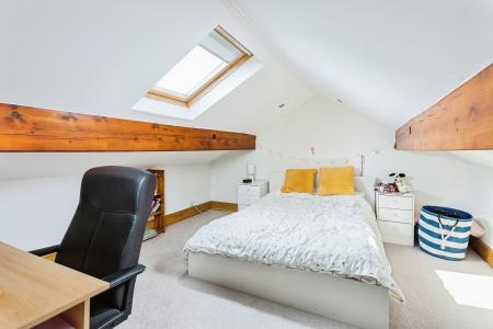 5 bedroom Terraced House for sale in Springfield Place, Guiseley, Leeds, LS20