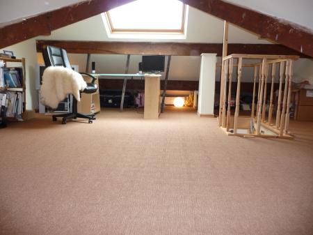 3 bedroom Terraced House to let in Ings Lane, West Yorkshire, Guiseley, LS20