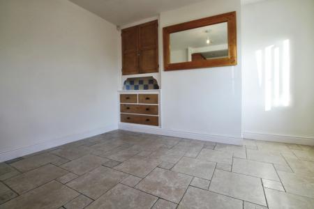 3 bedroom Terraced House to let in Ings Lane, West Yorkshire, Guiseley, LS20