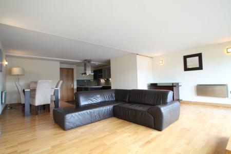 3 bedroom Flat to let in Victoria Mills, Salts Mill Road, Shipley, Bradford, BD17