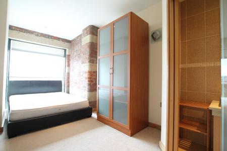 3 bedroom Flat to let in Victoria Mills, Salts Mill Road, Shipley, Bradford, BD17