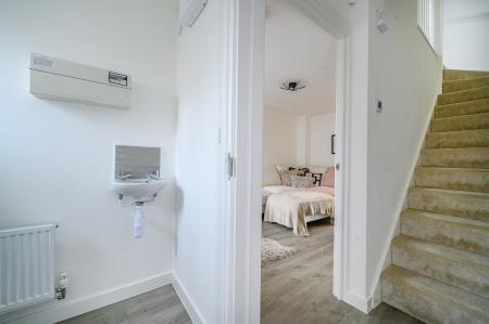 2 bedroom Semi-detached house for sale in Albert Drive, Morley, LS27