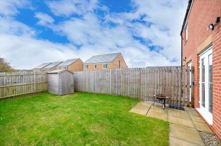 2 bedroom Semi-detached house for sale in Albert Drive, Morley, LS27