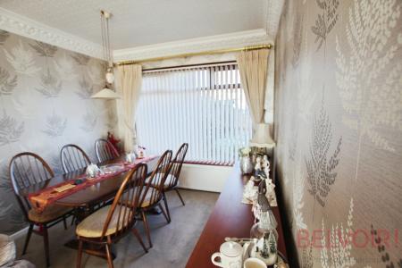 3 bedroom Semi-detached house for sale in Ashwood Gardens, Gildersome, LS27