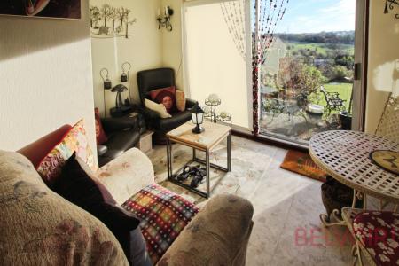 3 bedroom Semi-detached house for sale in Ashwood Gardens, Gildersome, LS27