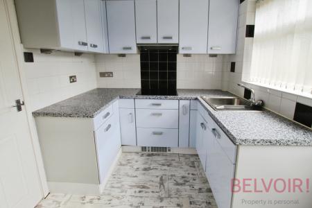 2 bedroom Semi-detached house for sale in Chalner Avenue, Leeds, LS27