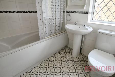 2 bedroom Semi-detached house for sale in Chalner Avenue, Leeds, LS27