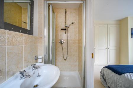 4 bedroom Detached house for sale in Clark Spring Rise, Leeds, LS27