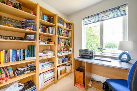 4 bedroom Detached house for sale in Clark Spring Rise, Leeds, LS27