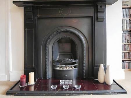 2 bedroom Terraced House for sale in East Park Street, Morley, LS27