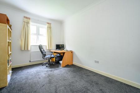 4 bedroom Detached house for sale in Fielding Way, Morley, LS27