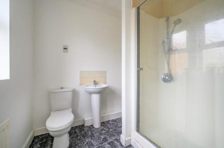 4 bedroom Detached house for sale in Fielding Way, Morley, LS27