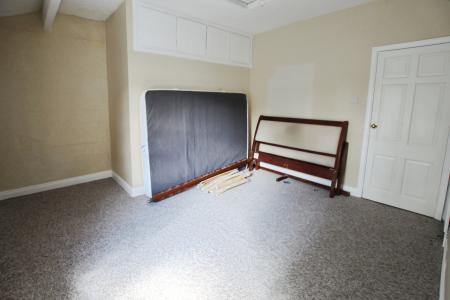 2 bedroom Terraced House for sale in Finkle Lane, Leeds, LS27