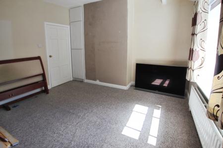 2 bedroom Terraced House for sale in Finkle Lane, Leeds, LS27