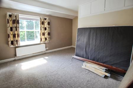 2 bedroom Terraced House for sale in Finkle Lane, Leeds, LS27
