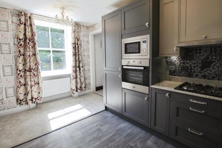 2 bedroom Terraced House for sale in Finkle Lane, Leeds, LS27