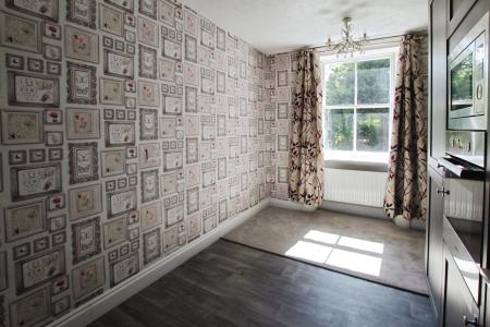 2 bedroom Terraced House for sale in Finkle Lane, Leeds, LS27