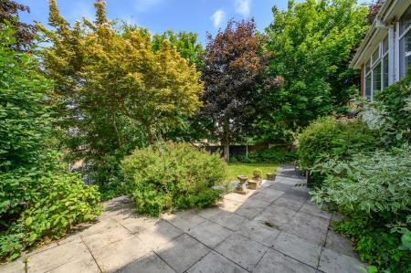 4 bedroom Semi-detached house for sale in High Street, Leeds, LS27